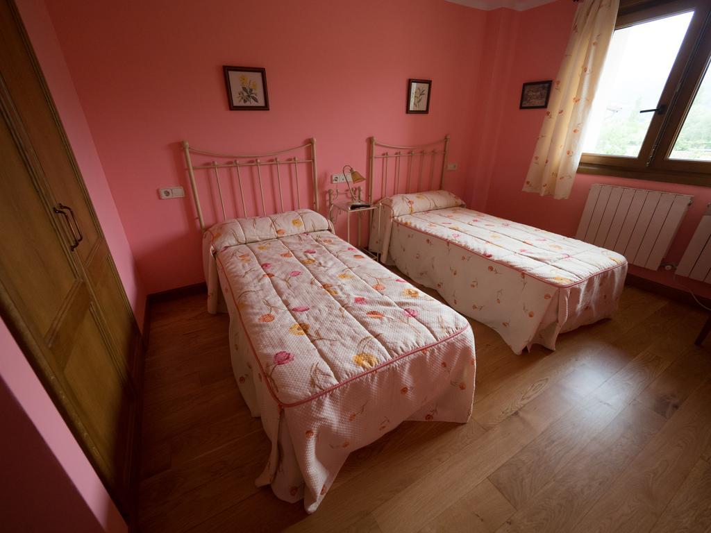 Casa Rural Martxoenea Landetxea Hotel Arruazu Eksteriør billede