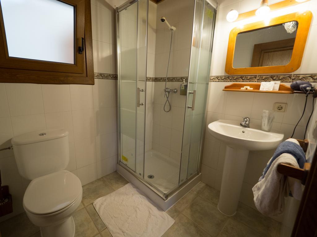 Casa Rural Martxoenea Landetxea Hotel Arruazu Eksteriør billede