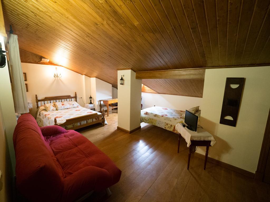 Casa Rural Martxoenea Landetxea Hotel Arruazu Eksteriør billede