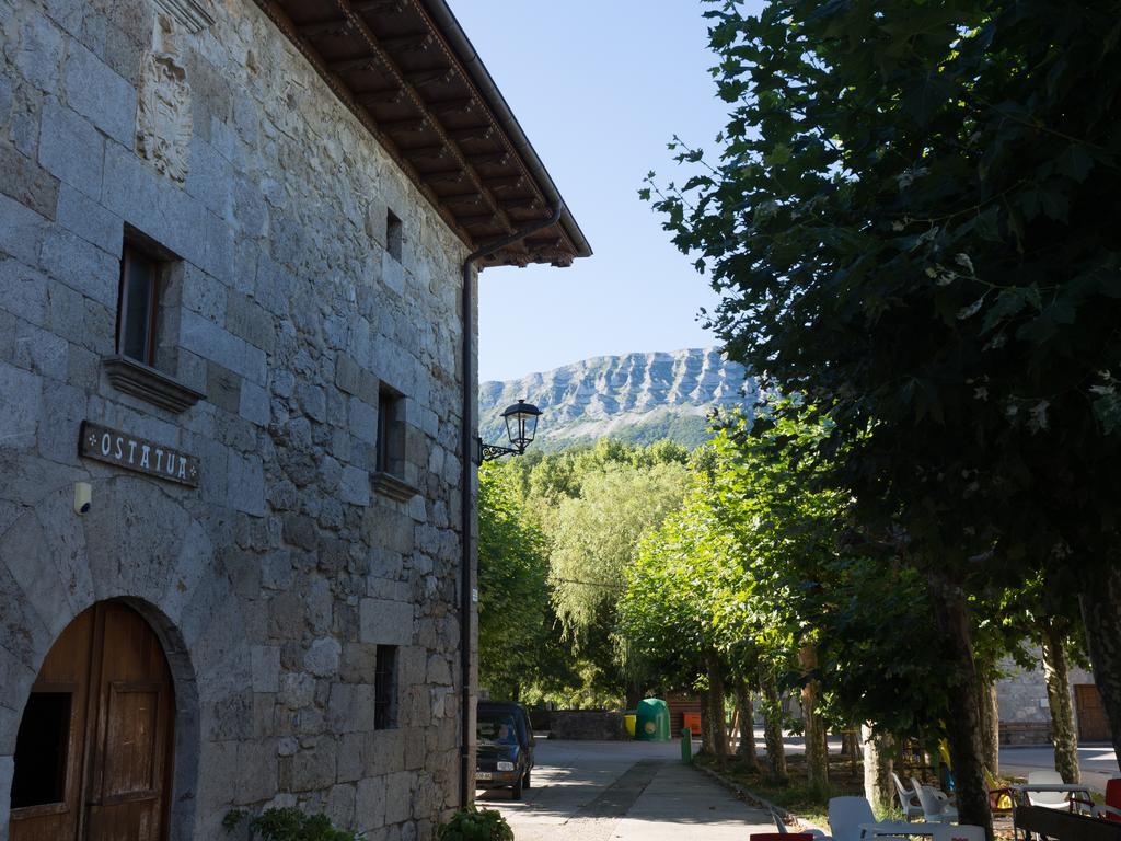 Casa Rural Martxoenea Landetxea Hotel Arruazu Eksteriør billede